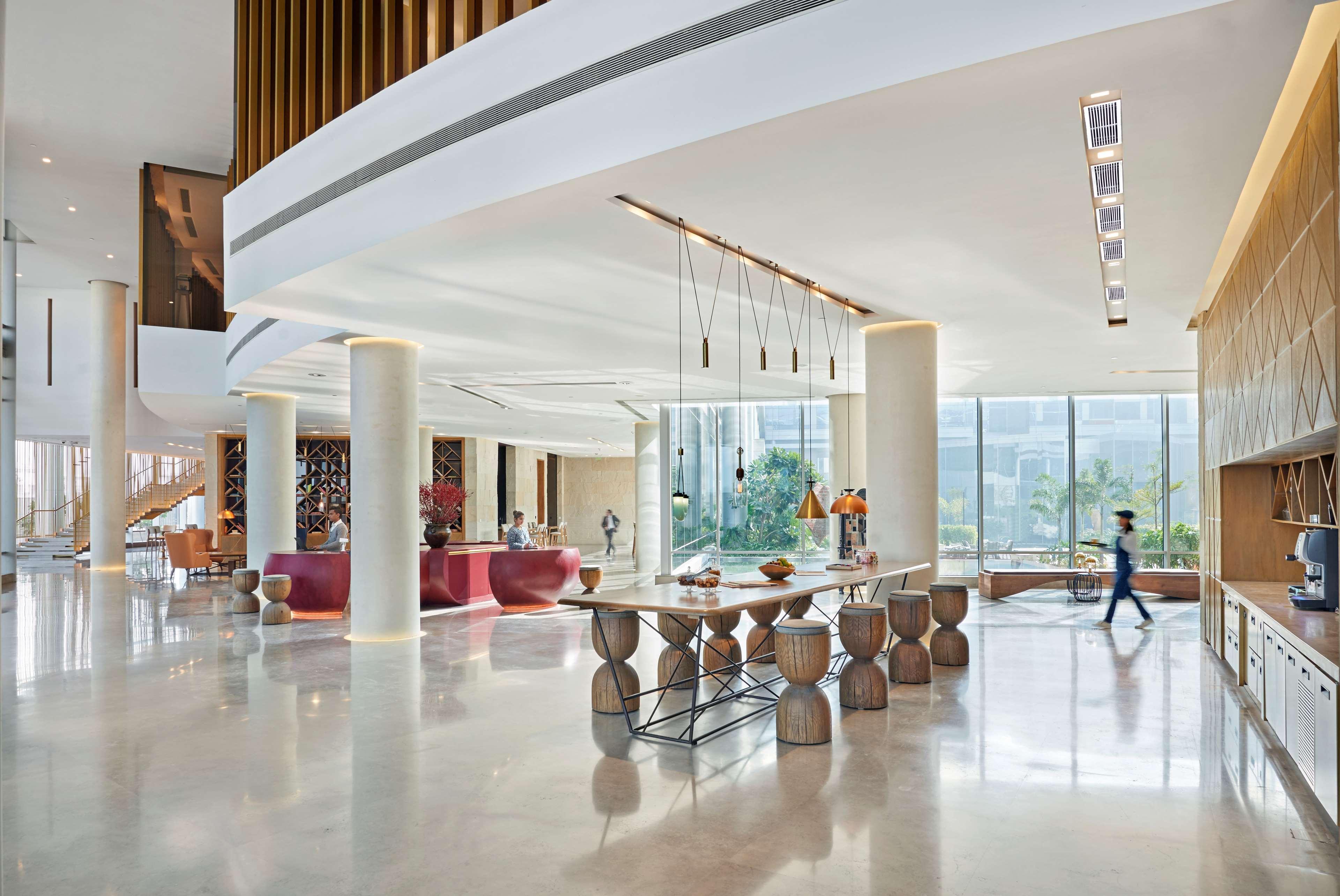 Andaz Delhi By Hyatt Hotel New Delhi Exterior photo